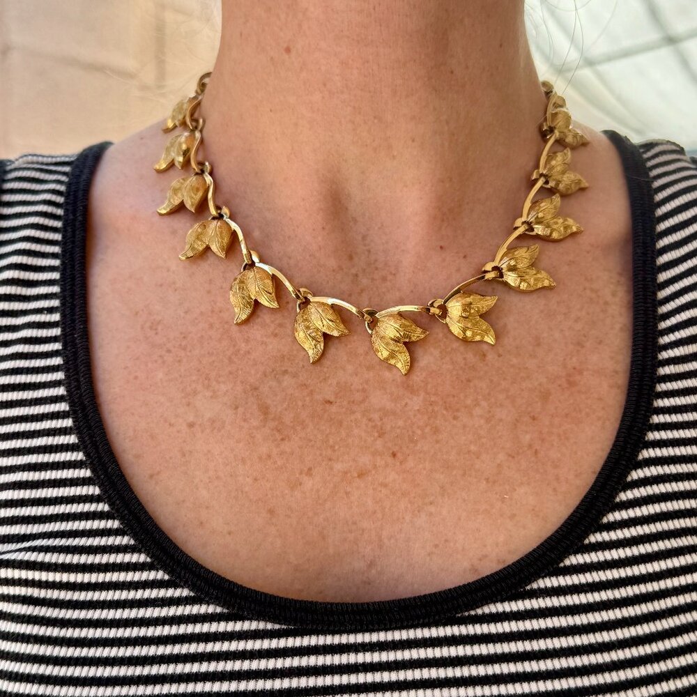 Vintage Monet Tulip Flower Motif Necklace MCM Length 14" - 17"